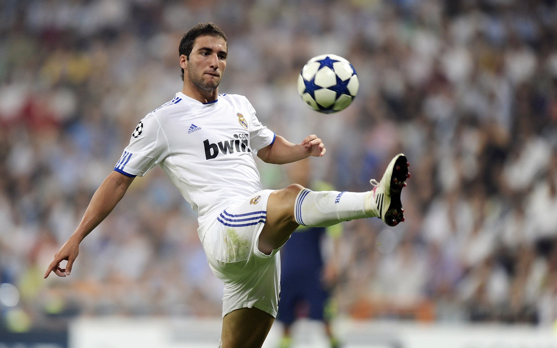 意甲球队利用情绪识别算法调整赛中鼓励语句内容